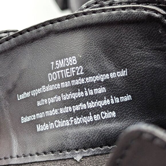 DKNY Women Dottie Black Leather Buckle Pearl Heel Combat boots size 7.5 - Picture 8 of 12